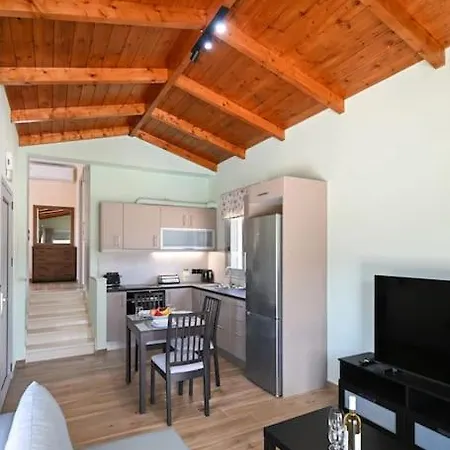 Small Halipoma Odysseas Into Town Close Lefkáda