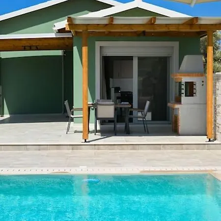 Small Halipoma Odysseas Into Town Close Villa *