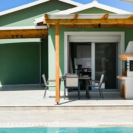 Small Halipoma Odysseas Into Town Close