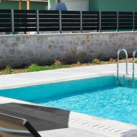 Villa Small Halipoma Odysseas Into Town Close Lefkada City